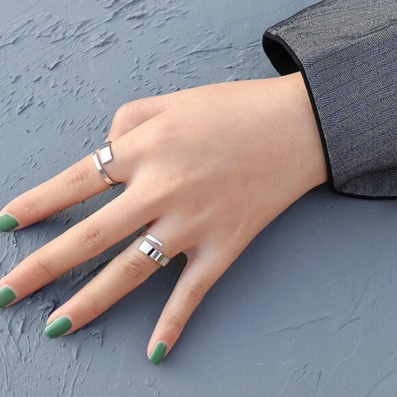 NEW 18K white gold plated geometric stackable open ring jewelry size 8 B22B - Picture 3 of 5